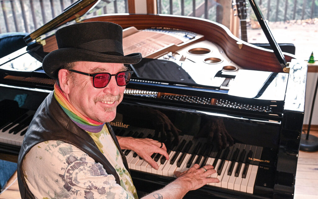 Papa Coyote is performing a fundraising benefit for ALS NW